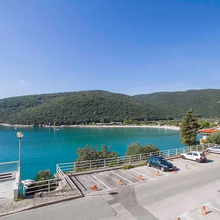 Apartment In Rabac 16925 Apartamento