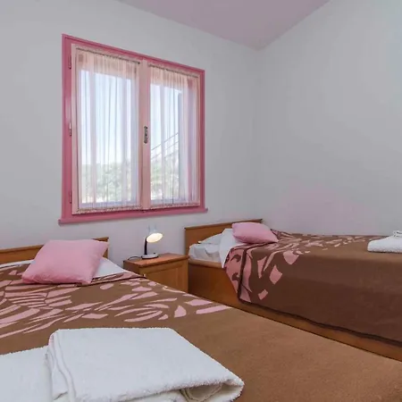 Apartamento Apartment In Rabac 16925
